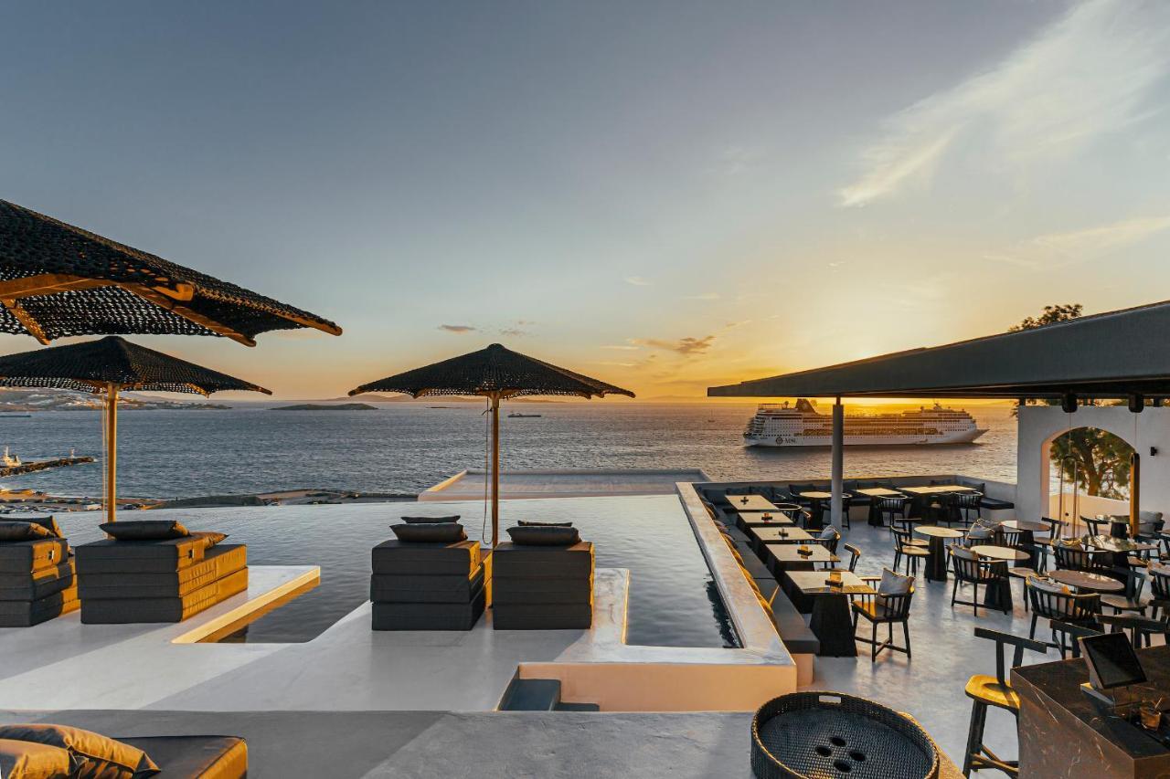 Tagoo Black Mykonos 4*