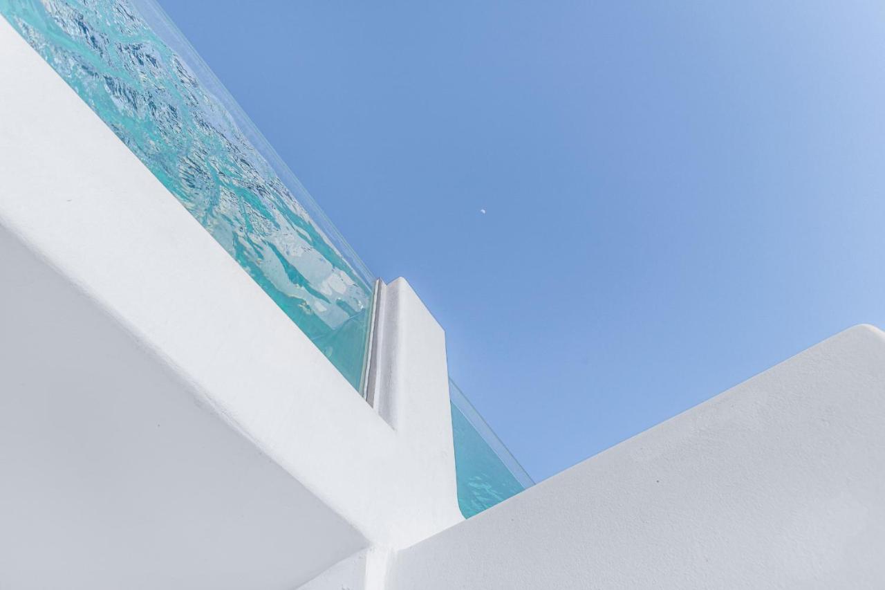 Hotel Tagoo Black Mykonos 4*