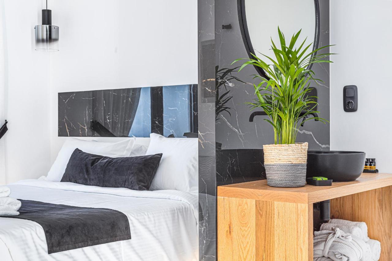 Hotel Tagoo Black Mykonos 4*