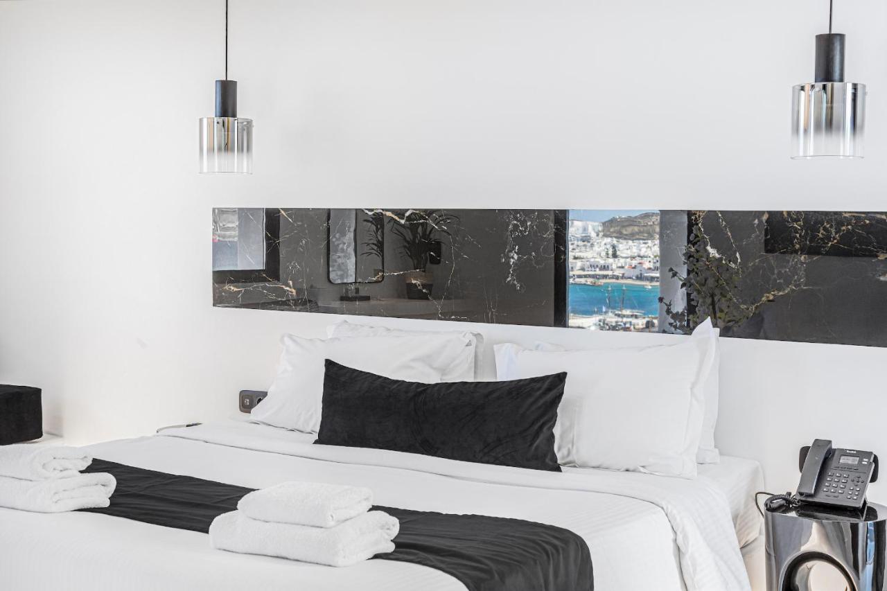Tagoo Black Mykonos 4*
