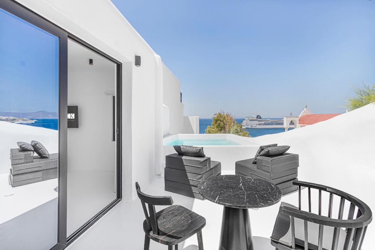 Tagoo Black Mykonos Hotel 4*