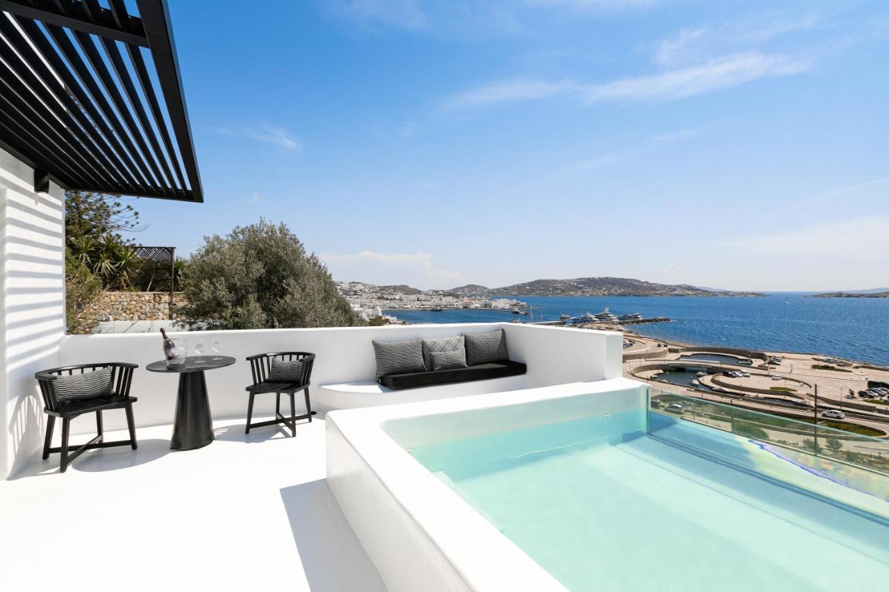 Ξενοδοχείο Tagoo Black Mykonos 4*